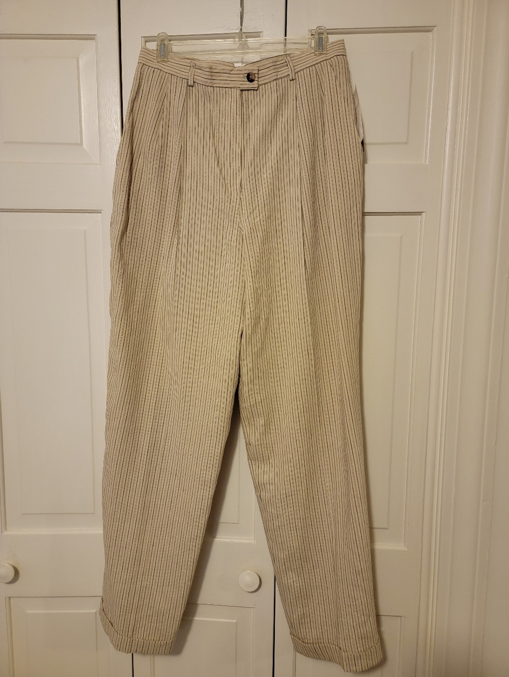 Evan Picone Beige Tan Pinstriped Chinos Size 12 NWT
